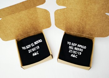 Calcetines con texto negro - Imagen 2