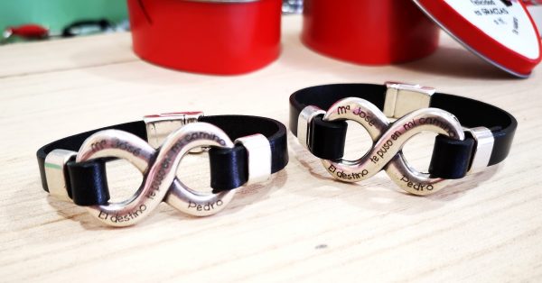Pulsera infinito el destino..