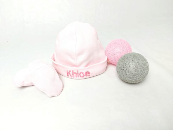 Gorrito,manoplas y patucos