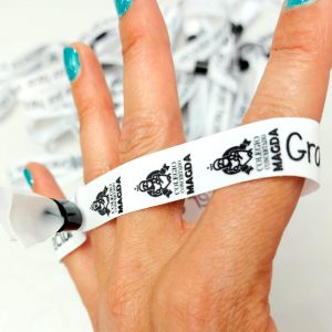 Pulseras tela para alumnos