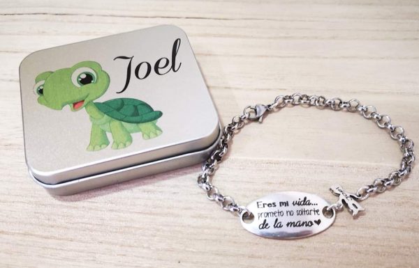 Pulsera ovalada madrina en caja de metal
