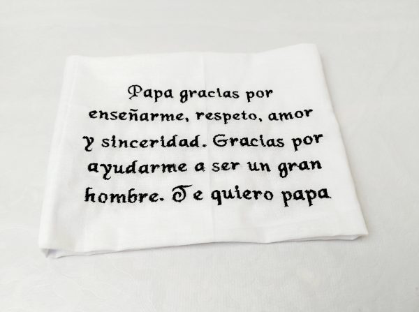 Pañuelo bordado