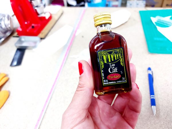 Botella licor (mínimo 10 und) - Imagen 3