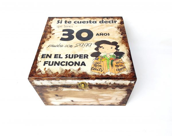 Caja de madera cumpleaños