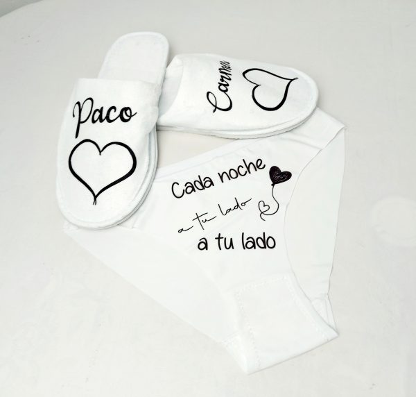 Pack zapatillas y braguitas
