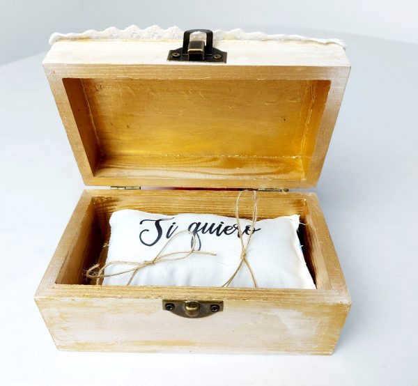 Caja porta alianzas de madera - Imagen 7