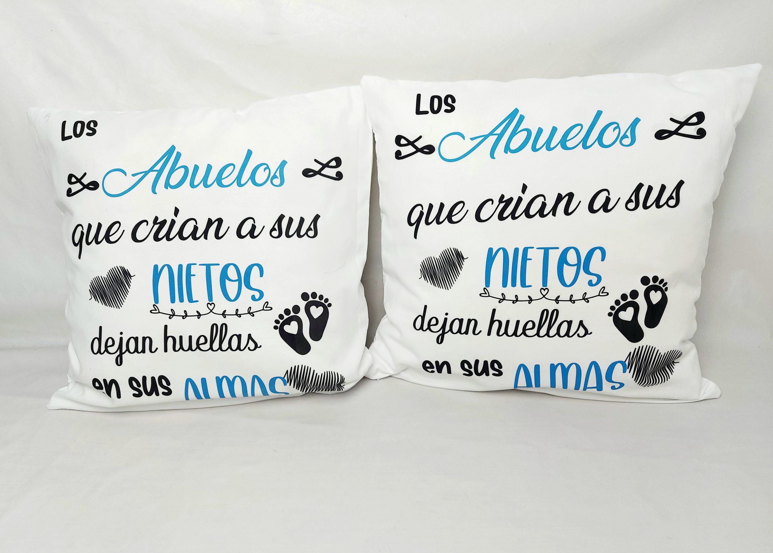 Cojín los abuelos que cuidan... - Imagen 2