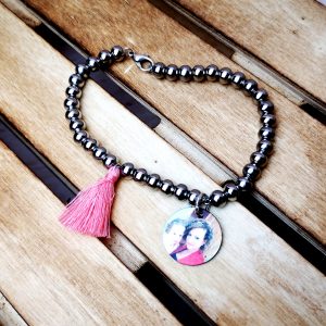 Pulsera bolas y chapa foto color