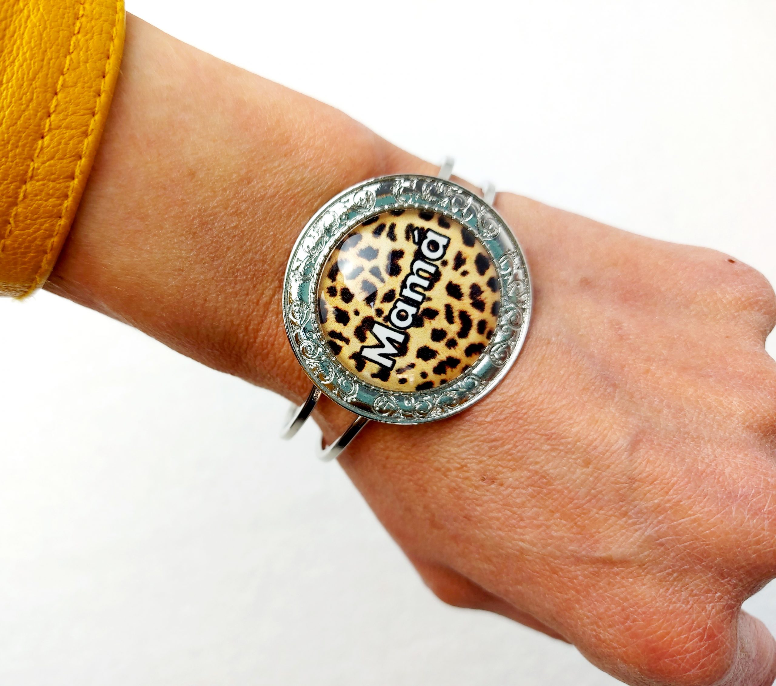 Brazalete resina personalizado - Imagen 5