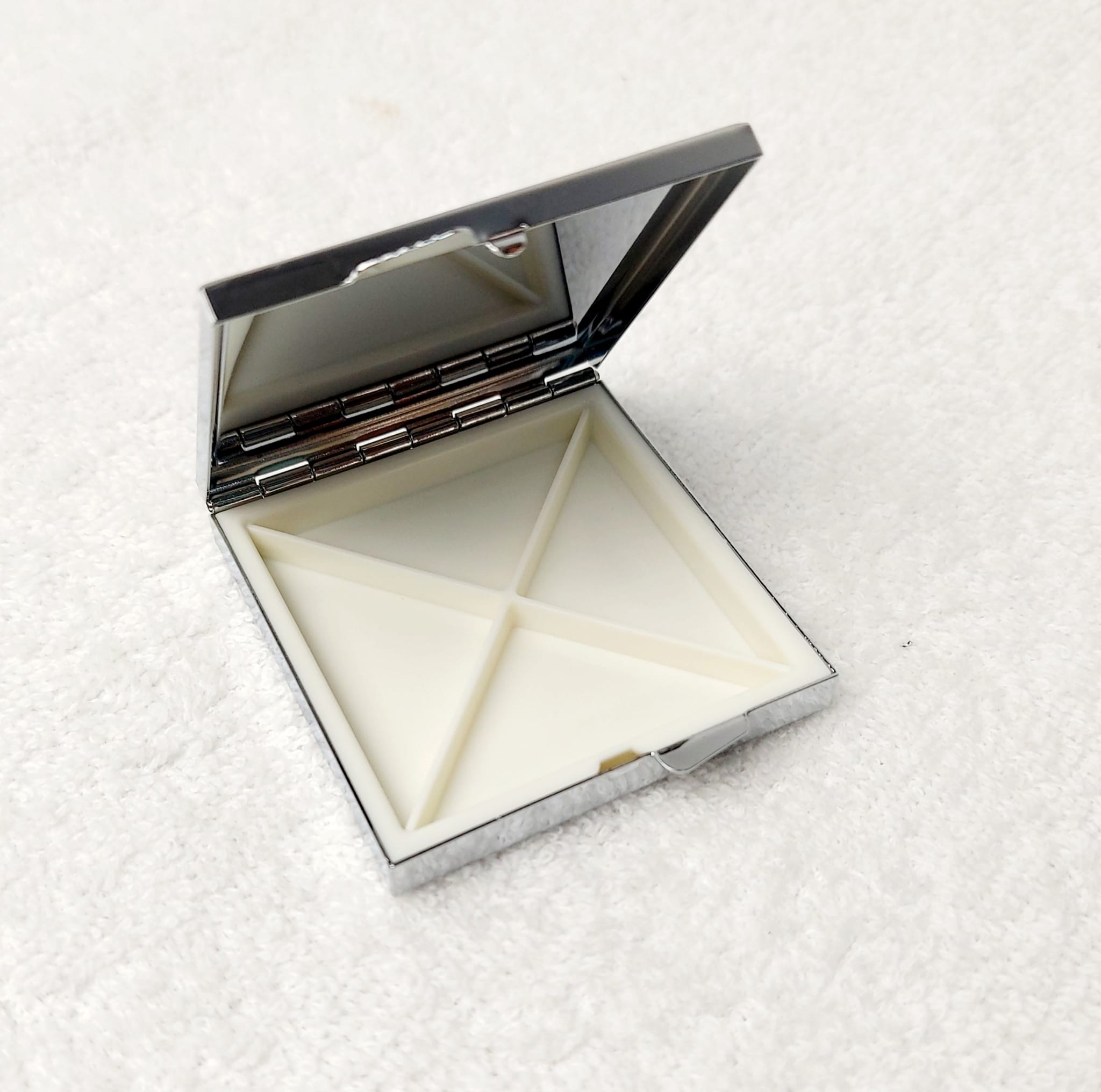 Pastillero personalizado cuadrado - Imagen 2