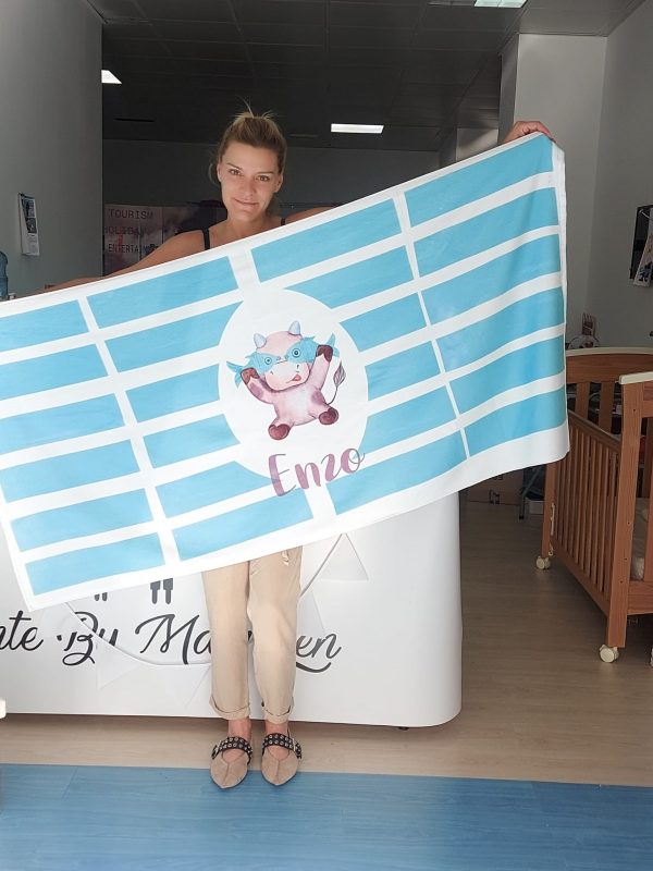 Toalla infantil azul nombre