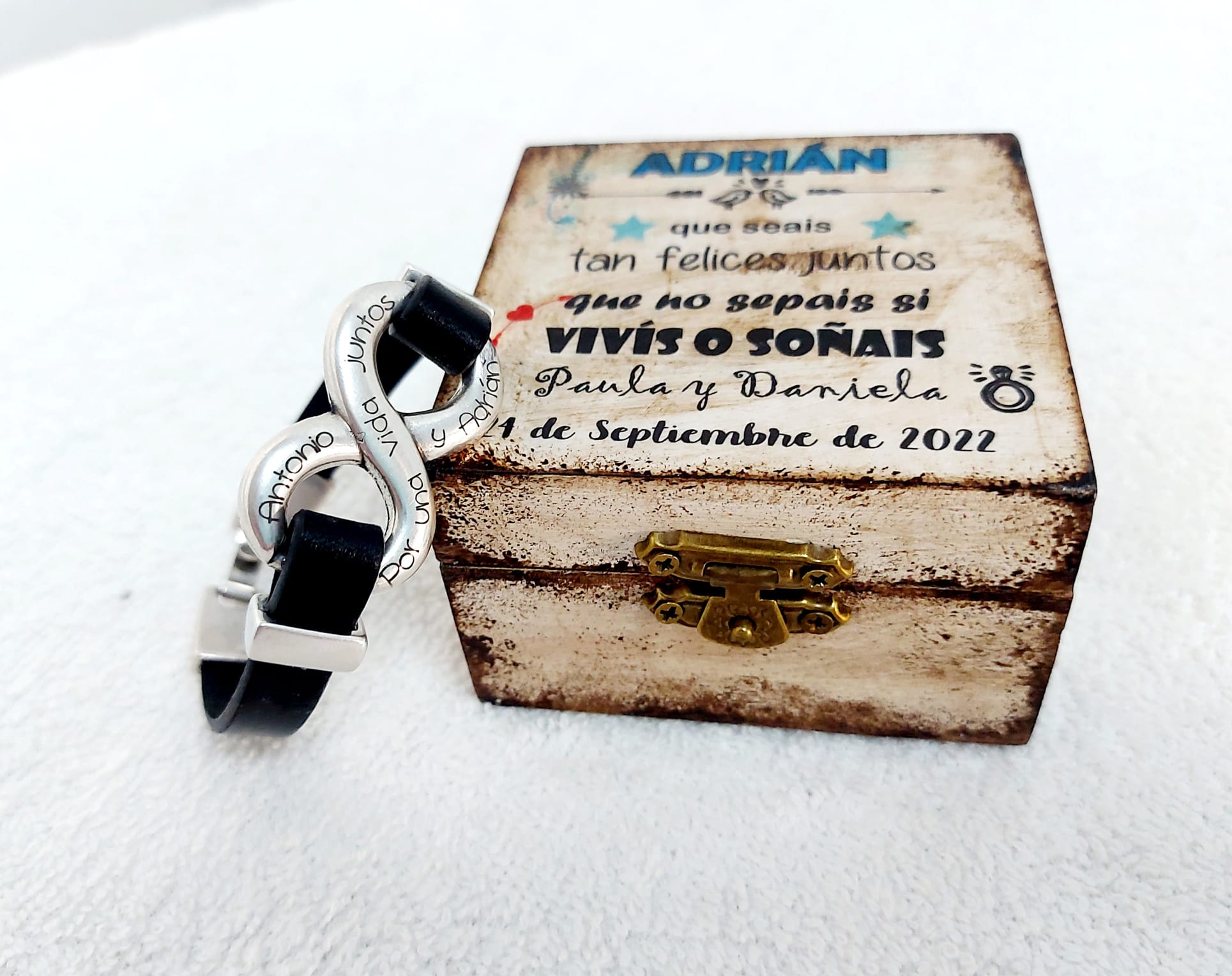 Pack 2 Pulsera infinito en caja de madera - Imagen 6