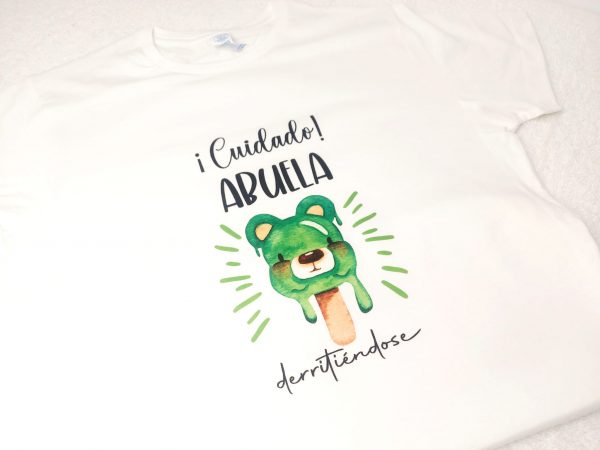 Camiseta abuela derritiéndose