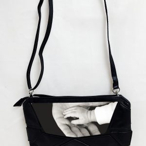 Bolso mano triangulos