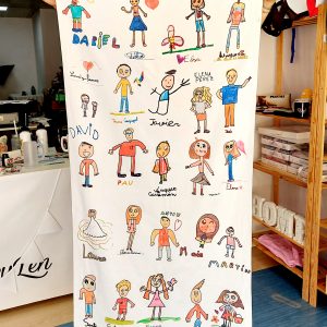 Toalla dibujos alumnos