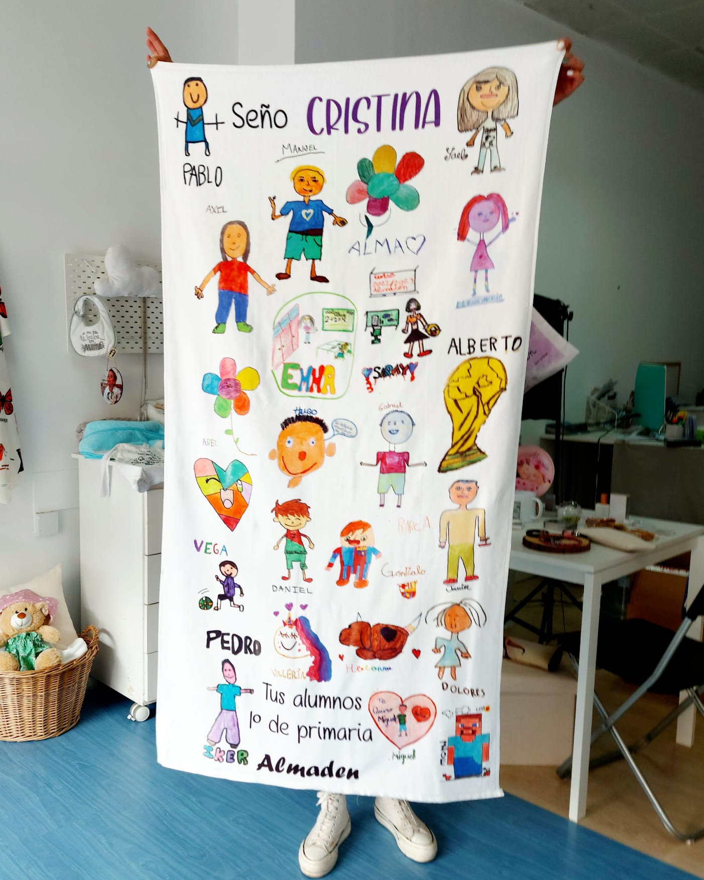 Toalla dibujos alumnos - Imagen 2