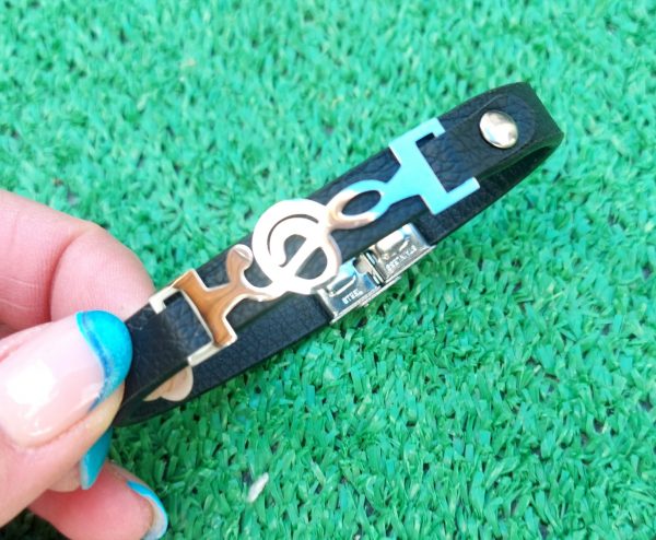Pulsera hombre cuero negro y clave de sol - Imagen 4