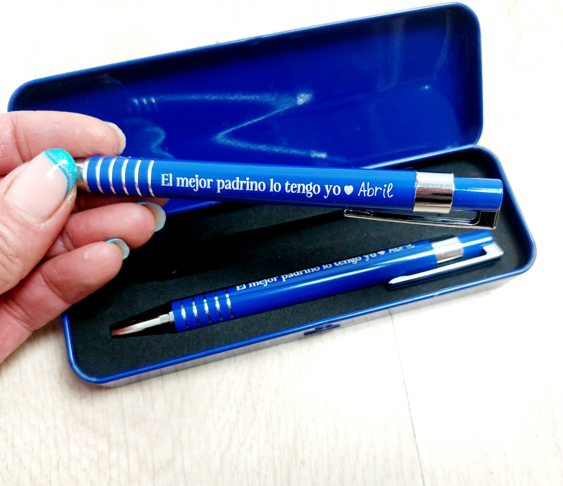 Set grabado. El mejor padrino lo tengo yo.