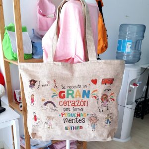 Bolso lino con neceser. Gran corazón.. y dibujos de alumnos