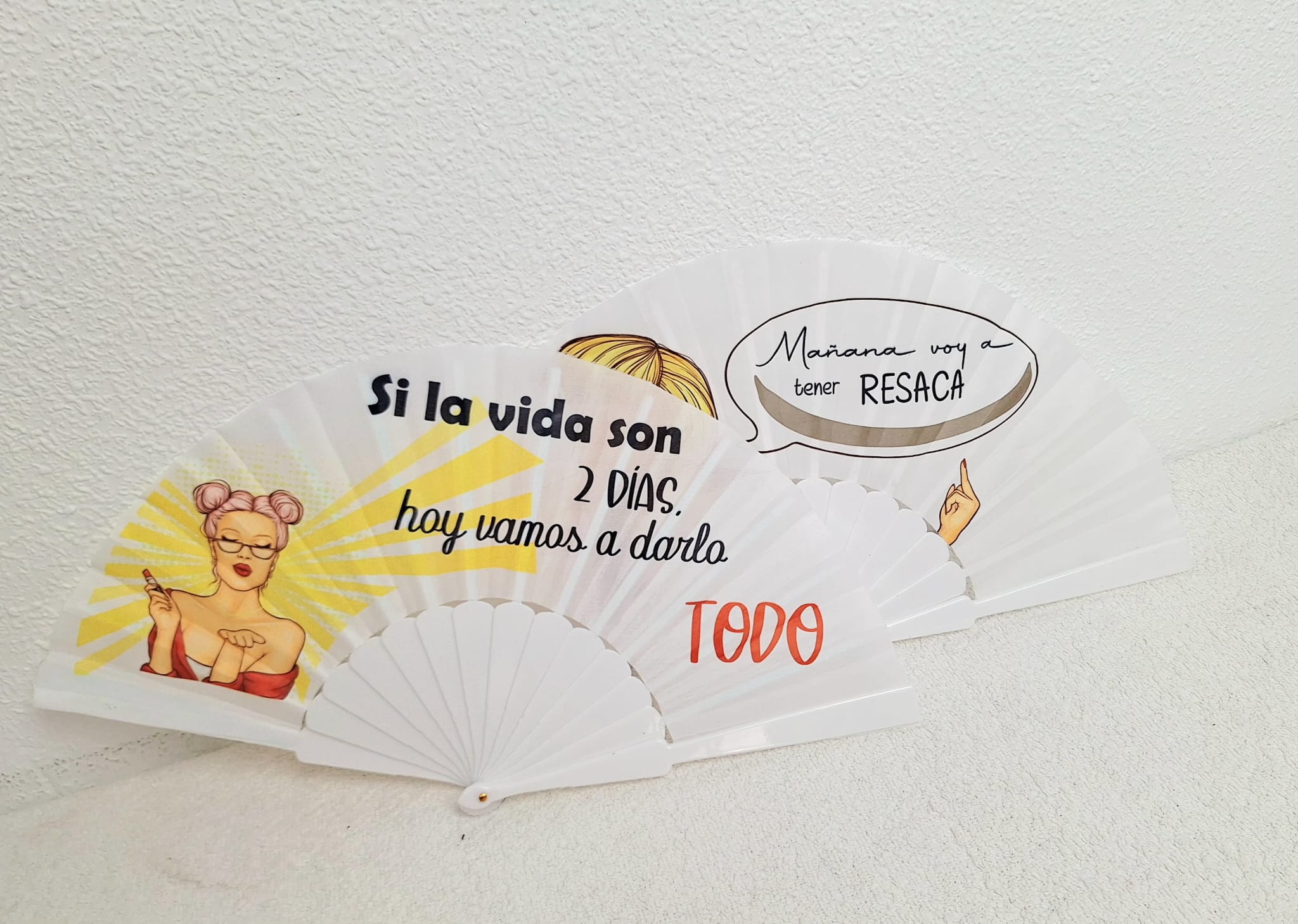 abanicos de plastico personalizados