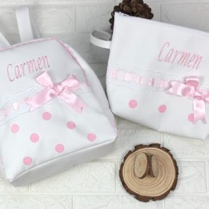 mochila bordada rosa
